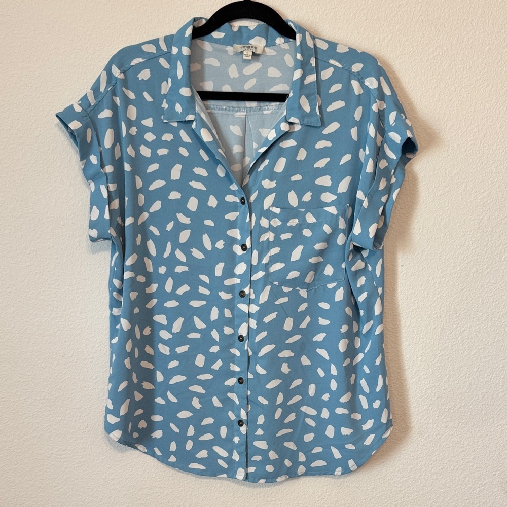 Umgee Light Blue and White Patterned Button Down Shirt